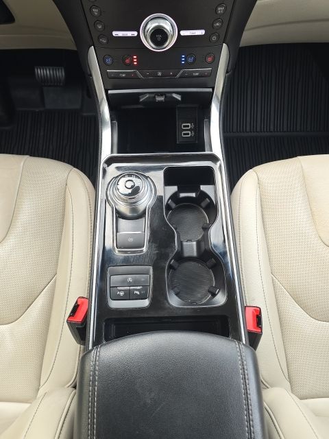 2019 Ford Edge Titanium:45449B