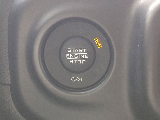Used 2021 Gray Jeep Rubicon image 20