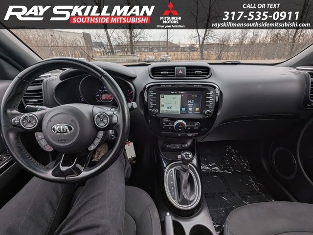 Used 2015 White Kia Exclaim image 20