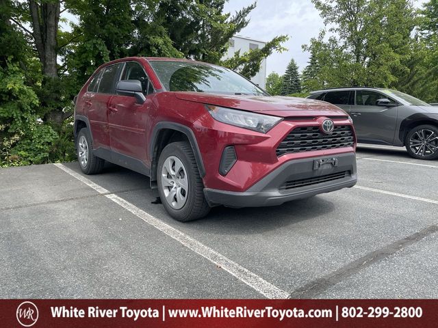 Red (Ruby Flare Pearl) 2022 Toyota RAV4 LE AWD SUV / Crossover All-Wheel Drive 8-Speed Automatic