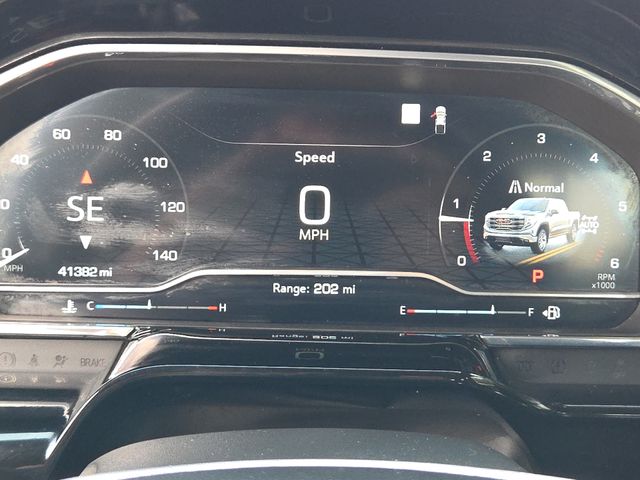 Used 2022 Silver GMC SLT image 27