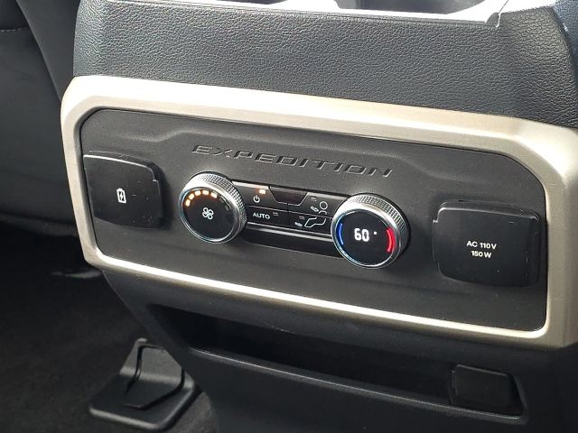 2024 Ford Expedition XLT:B02482