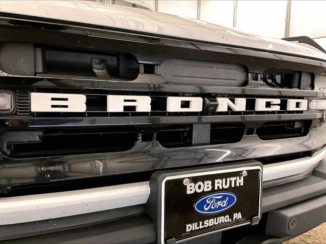 2024 Ford Bronco Outer Banks White at Bob Ruth Ford