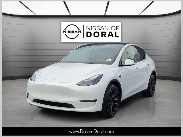 White 2025 Tesla Model Y SUV / Crossover Rear-Wheel Drive 1-Speed Automatic