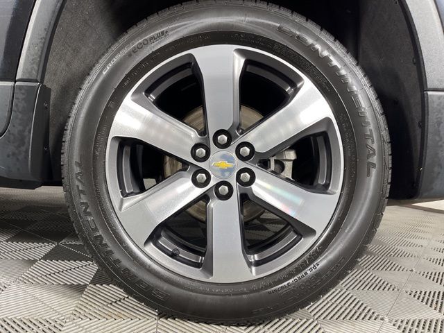 2022 Mosaic Black Metallic Chevrolet Traverse LT Leather AWD SUV