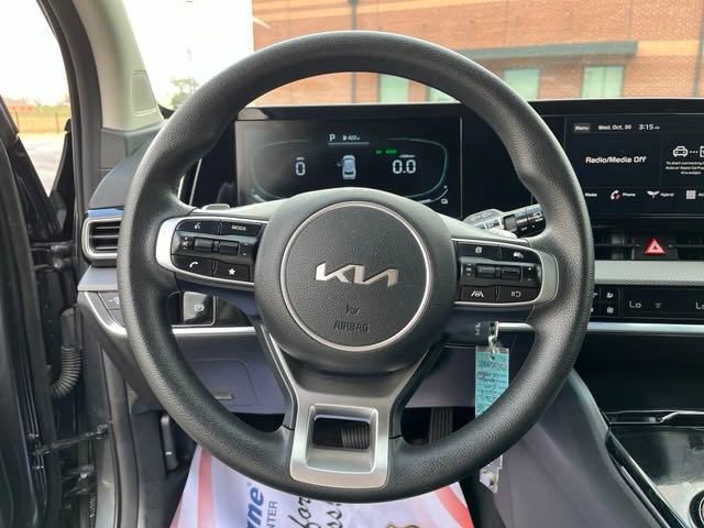 2023 Kia Sportage Hybrid LX 20