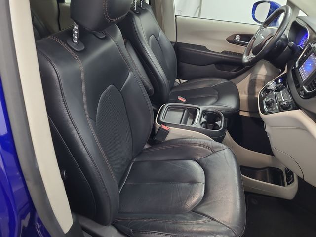 2019 – Chrysler – Pacifica