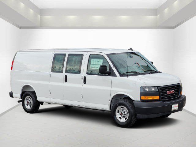  2025 GMC Savana Cargo 2500 RWD   