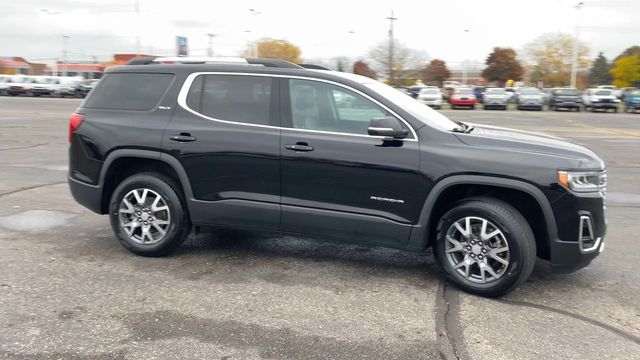 2023 GMC Acadia SLT 9