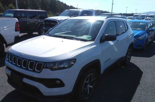 2024 Jeep Compass Latitude