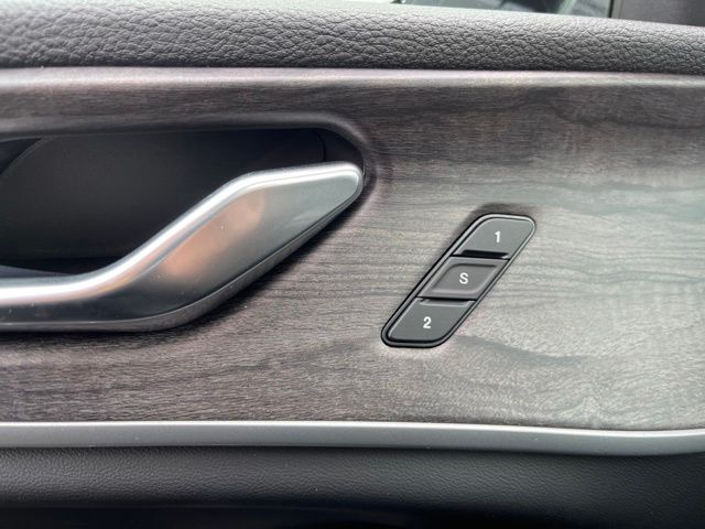 2024 Jeep Grand Cherokee 4xe - Bright White Clearcoat exterior view 10