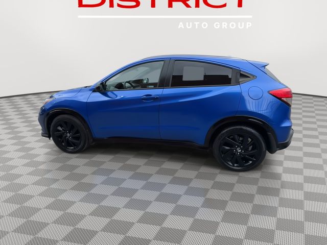 View vehicle photo 5