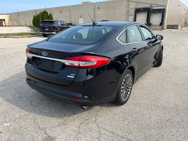 Used 2018 Shadow Black Ford SE image 2