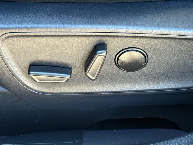 New 2025 Gray Ford Big Bend image 23