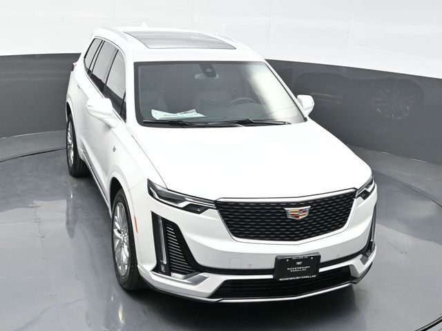 2025 Cadillac XT6 Premium Luxury photo