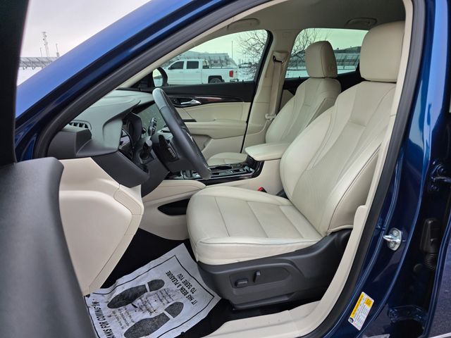 2022 Buick Envision FWD Essence