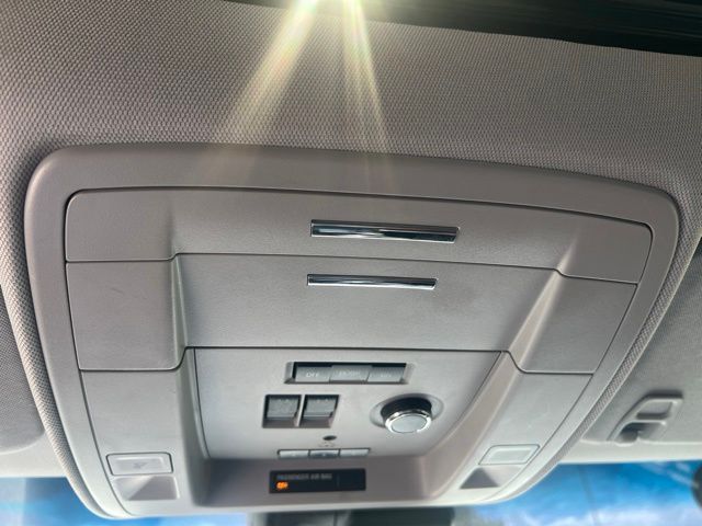 2020 Chevrolet Tahoe Premier - Pearl exterior view 13