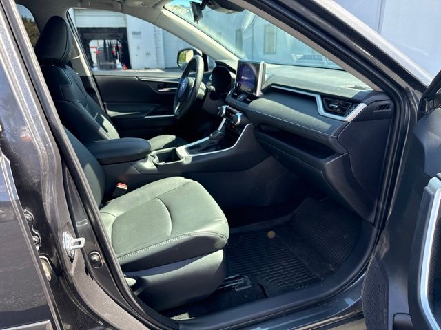Used 2025 Toyota RAV4 SUV
