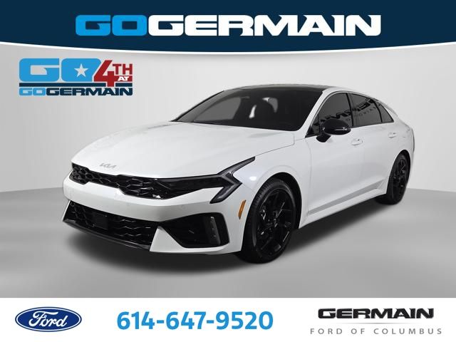Snow White Pearl 2026 Kia K5 Sedan Front-Wheel Drive 8-Speed Automatic