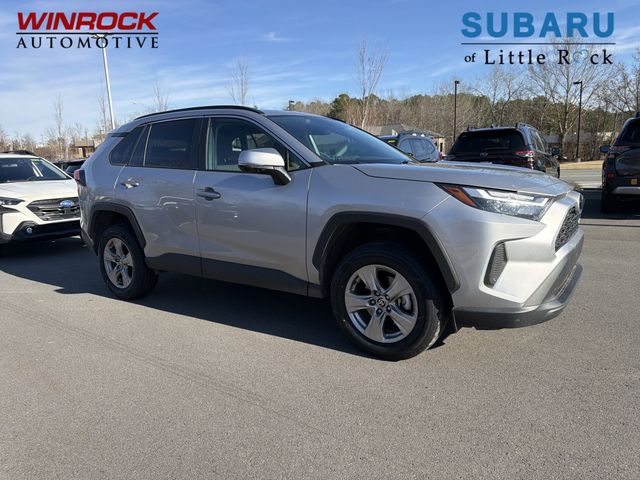 2024 Toyota RAV4 XLE FWD