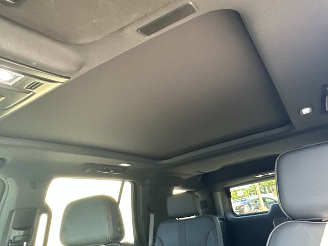 Used 2025 Beige Chevrolet RST image 22