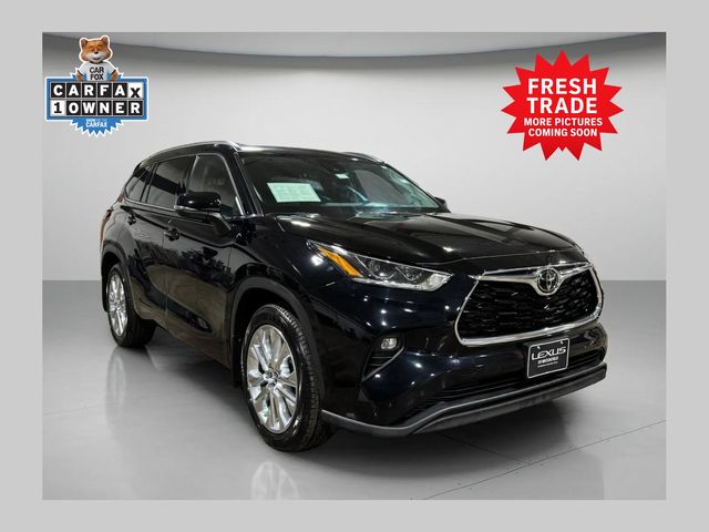 Midnight Black Metallic 2021 Toyota Highlander Limited AWD SUV / Crossover All-Wheel Drive 8-Speed Automatic