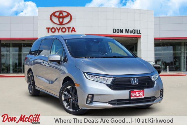 Silver 2023 Honda Odyssey Minivan Front-Wheel Drive Automatic