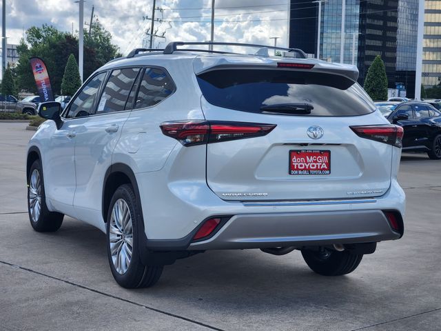 2026 Toyota Highlander Platinum Beige at Don McGill Toyota