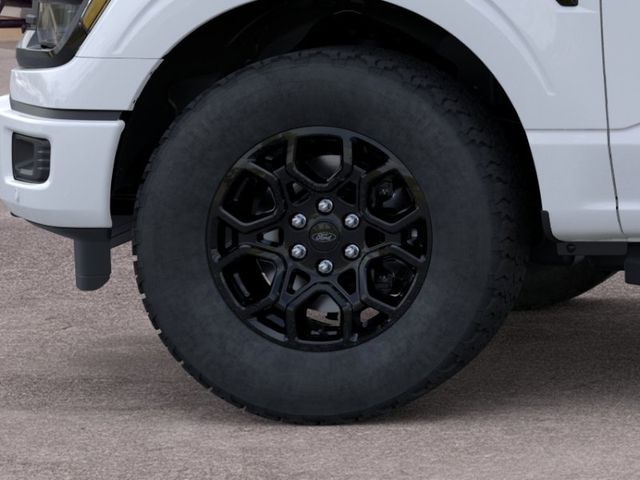 New 2026 White Ford XLT image 19
