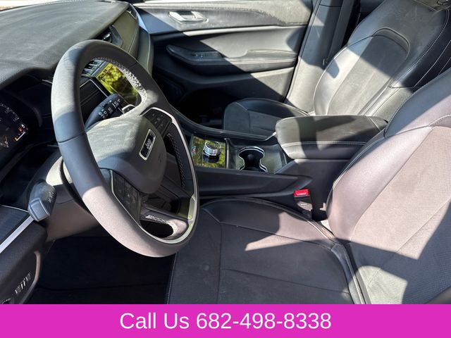 Used 2025 Jeep Grand Cherokee SUV