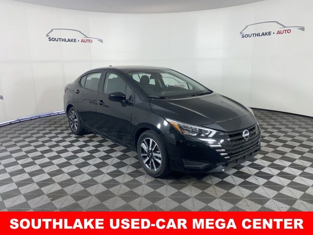 Super Black Metallic 2025 Nissan Versa SV FWD Sedan Front-Wheel Drive Continuously Variable Transmission