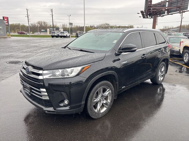 2019 Midnight Black Metallic Toyota Highlander Hybrid Limited AWD SUV
