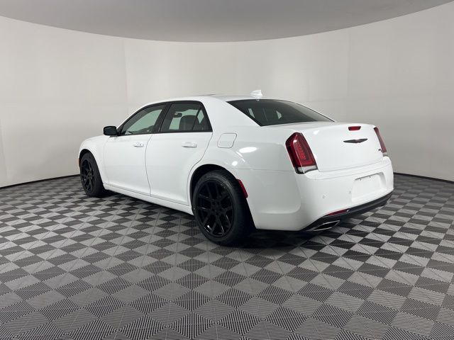 2023 Chrysler 300 S 7