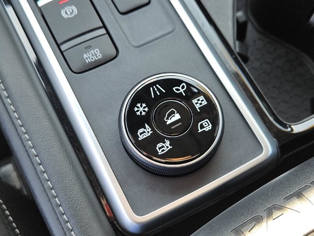 Used 2024 Nissan Pathfinder SUV