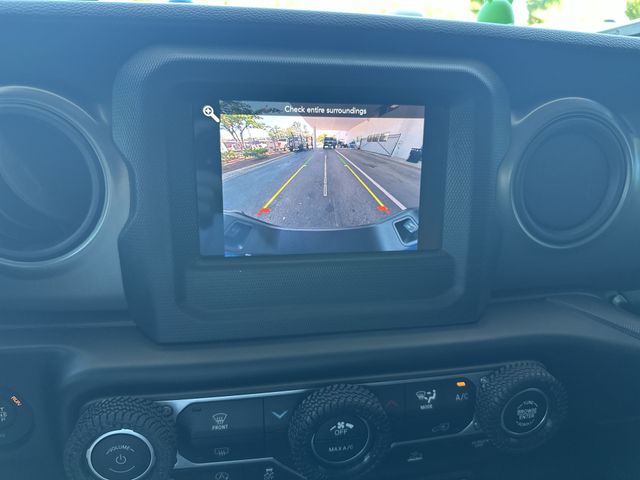 Used 2023 Blue Jeep Sport S image 18