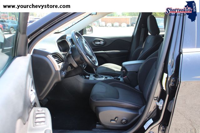 Used 2015 Jeep Cherokee SUV