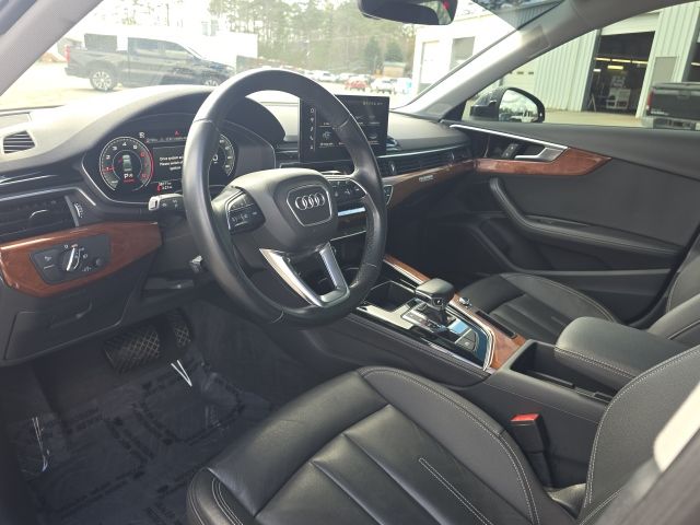 2022 Audi A4 40 Premium Plus:B02144