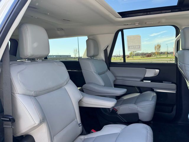 2025 Ford Expedition Active MAX