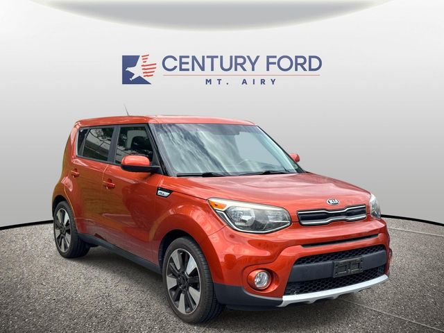 Wild Orange 2018 Kia Soul Wagon Front-Wheel Drive 6-Speed Automatic