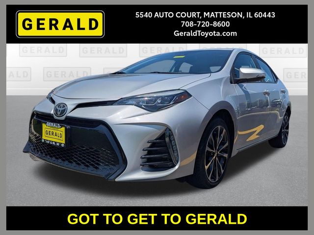 Classic Silver Metallic 2017 Toyota Corolla Sedan Front-Wheel Drive 6-Speed Manual
