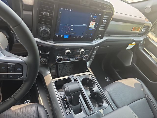 New 2026 Oxford White Ford Lariat® image 25