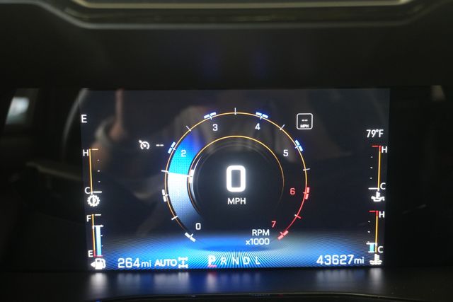 Used 2023 White Chevrolet Z71 image 14