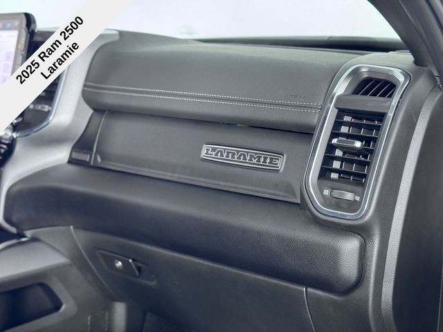 2500 Crew Cab Laramie