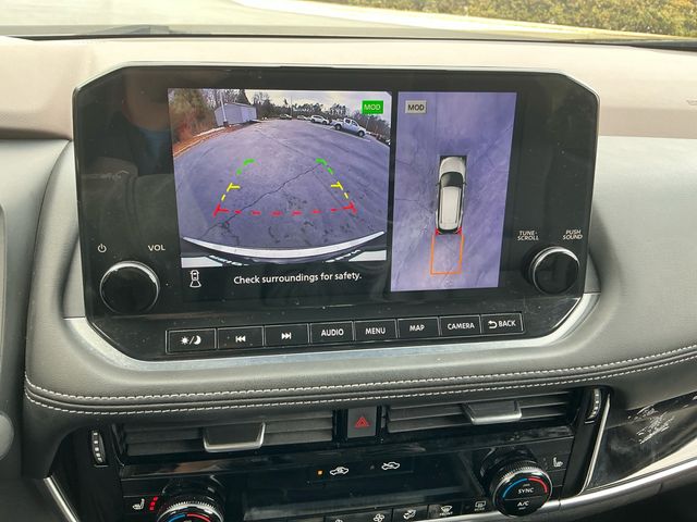 NissanRogue24