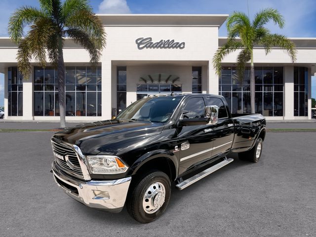 Brilliant Black Crystal Pearlcoat 2017 RAM 3500 Pickup Truck Four-Wheel Drive 6-Speed Automatic