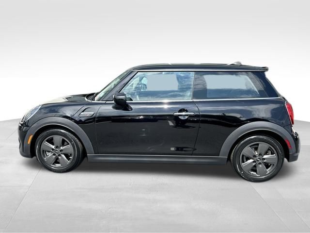 2022 MINI Cooper S Classic 8