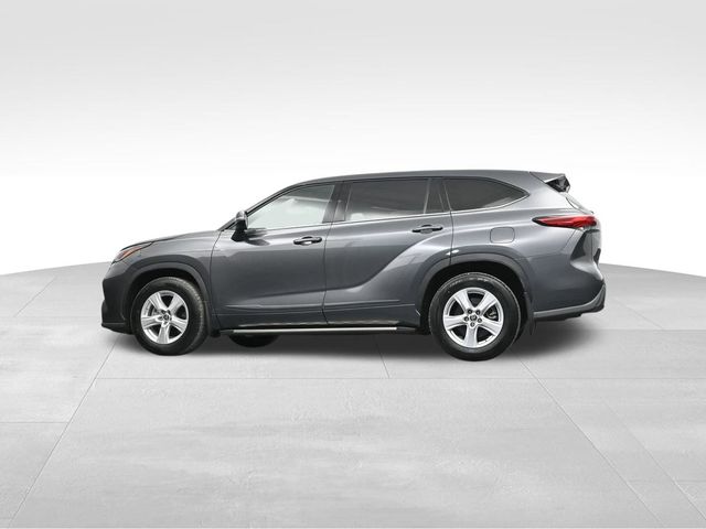 2022 Toyota Highlander LE 44