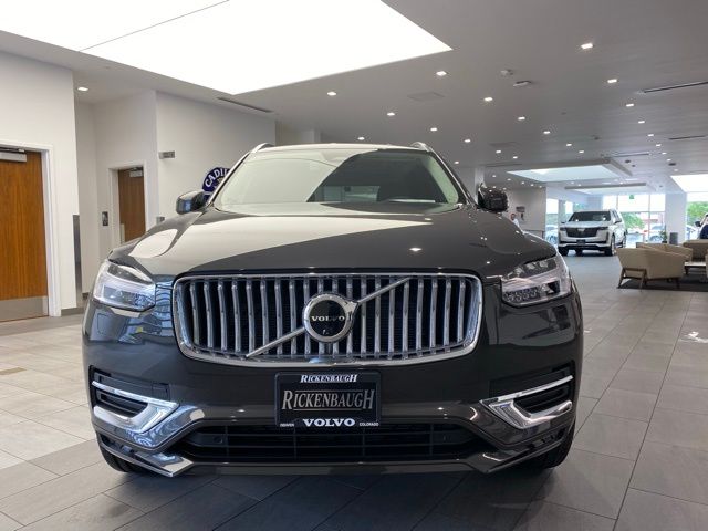 2025 Volvo XC90 B6 Ultra photo