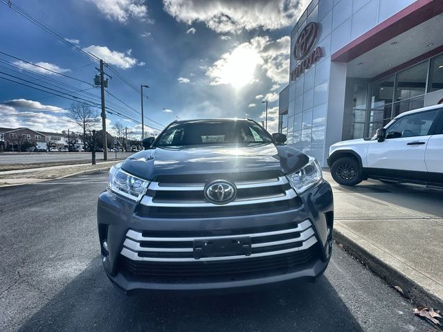 2019 Toyota Highlander XLE 3