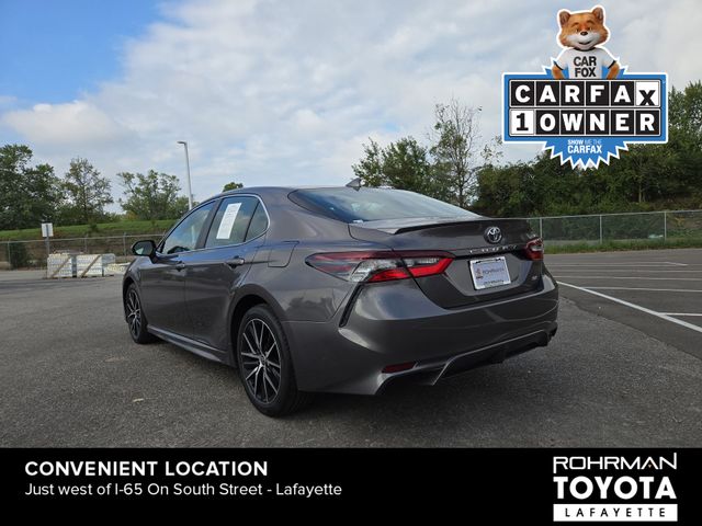 2024 Toyota Camry SE 32